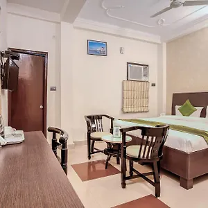 Hotel Prakash Palace, Varanasi