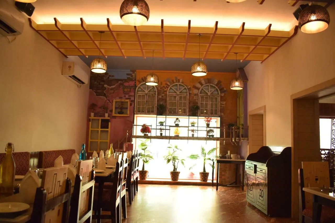 Hotel Hari Vilaas Varanasi Гостевой дом